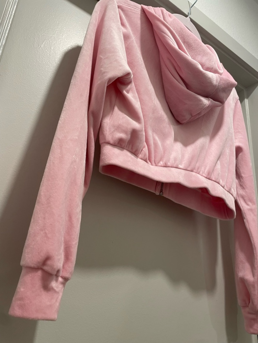 H&M Divided Pink Velour Cropped Zip-Up Hoodie - S - Picture 11 of 14